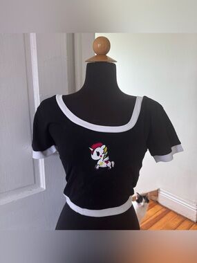 NWT Tokidoki x Dollskill unicornio crop top